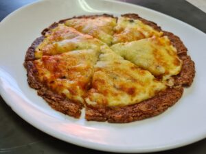 pizza low carb de 4 queijos